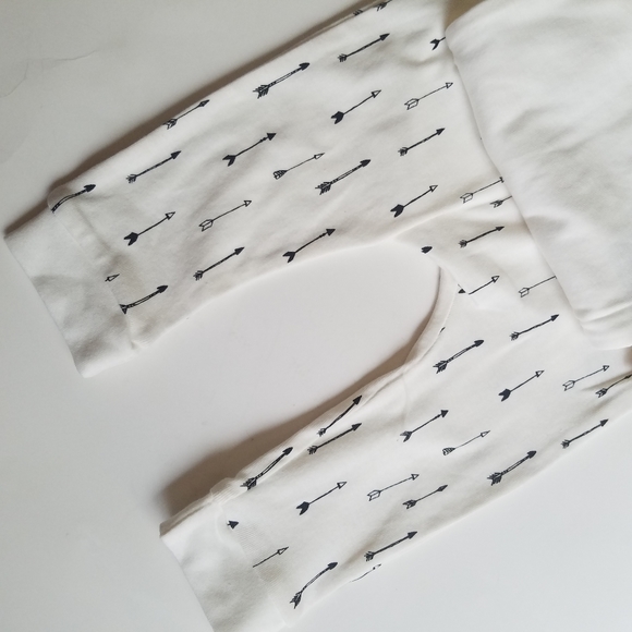 Rae Dunn Baby Girl NEW TO THE CREW Clothin… - Picture 4 of 6